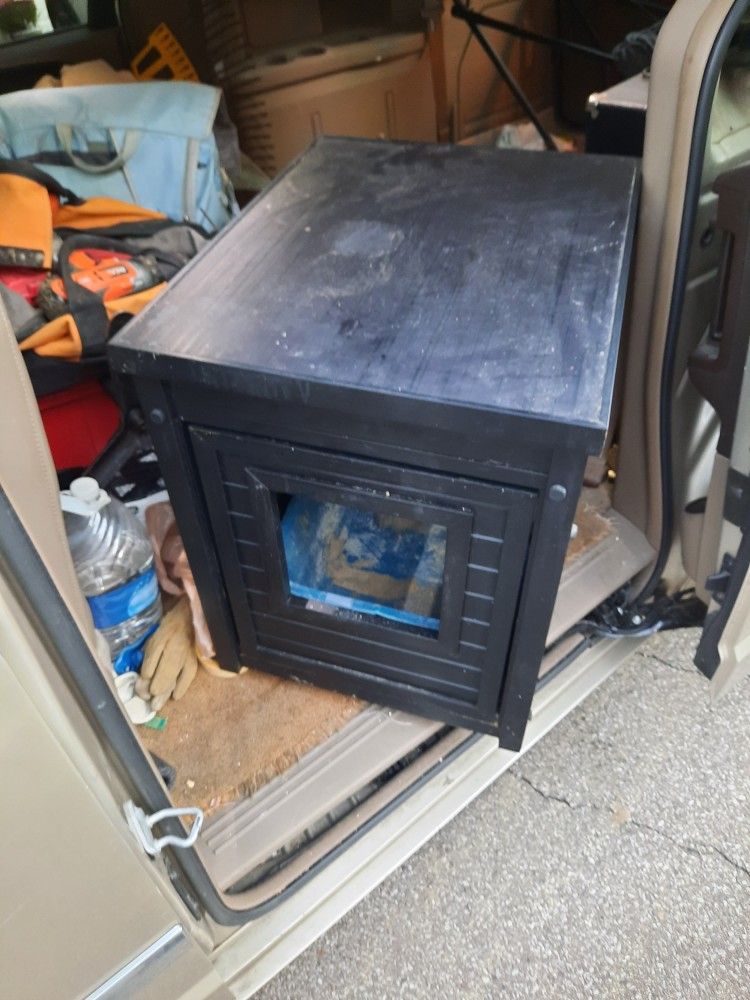 Litter Box Table