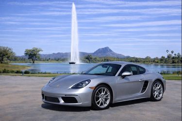 2019 Porsche 718 Cayman
