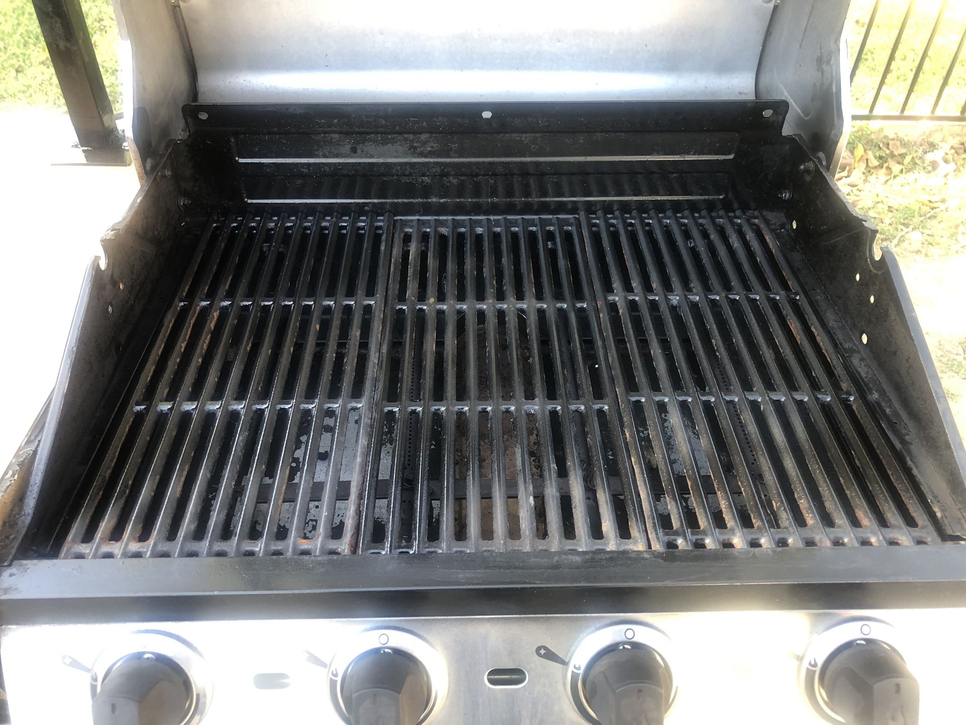 Gas Grill With Cabinet