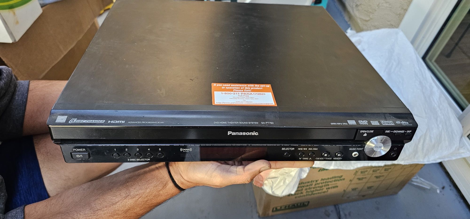 Panasonic SA-PT750 Home Theater HDMI - 5 Disc DVD Changer With Speakers