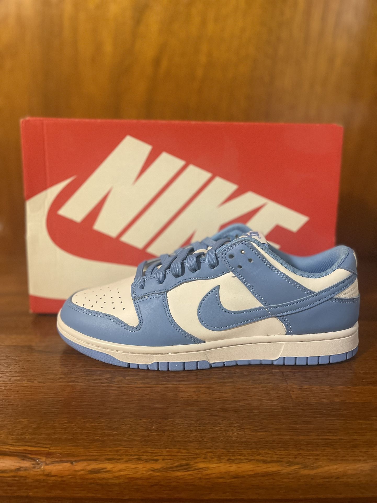 Nike Dunk Low UNC (2021)