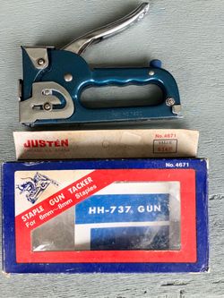 NEW IN BOX Staple Gun