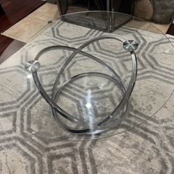 Must Go - Glass Round Coffee Table