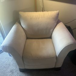 Oversized Lounge Chair 