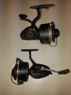 Pair of fishing reels