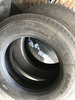 225/70R19.5 tire