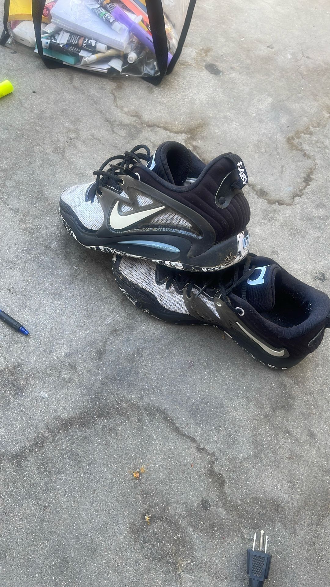 Nike shoes Size8.5
