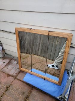 Bathroom Cabinet 3 Mirror Door