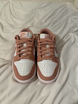 BRAND NEW W Nike Dunk Low