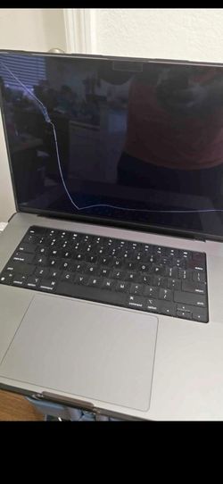 Macbook pro 16 m1 pro 1tb 32gb a2485