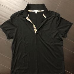 Burberry Black T-shirt ( Authentic )