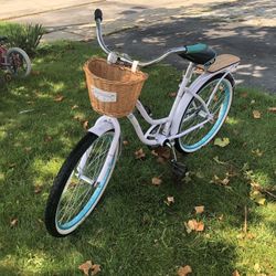24” Schwinn Beach Cruiser