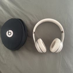 Beats Solo Rose Gold