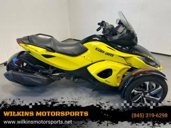 2014 Can-Am Spyder RSS SE5