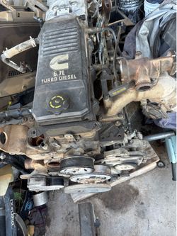 6.7 Cummins engine 2011 Ram 3500
