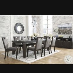 Dining table With 8 Chairs 