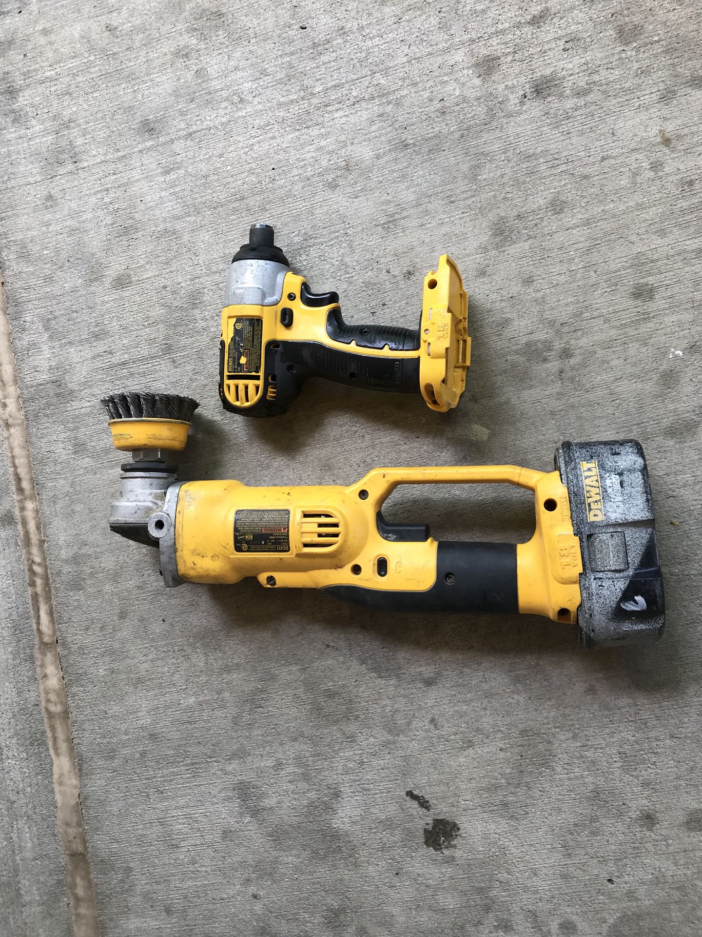 Dewalt cordless hand drill and impact wrench
