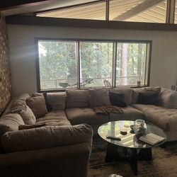 Sofa Rug And Table $400