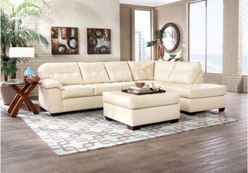 BRAND NEW SECTIONAL SOFA WITH OTTOMAN
