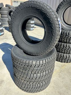 BRAND NEW SET OF TIRES ALL TERRAIN 31X10.50R15