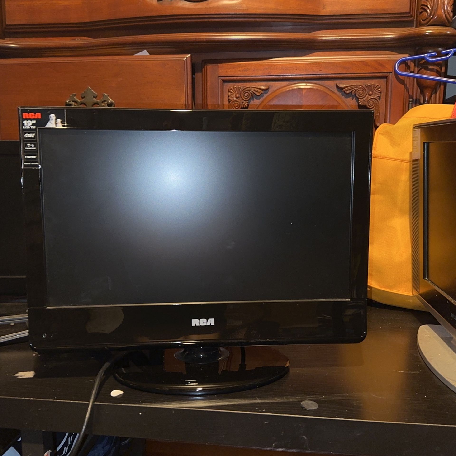RCA 19’’ LCD Tv