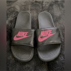 Nike Black/Pink Slides