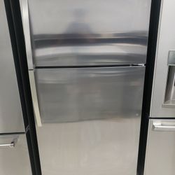 Refrijerador Kenmore Y Estufa LG De Gas 5 Quemadores 