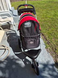 Dog stroller