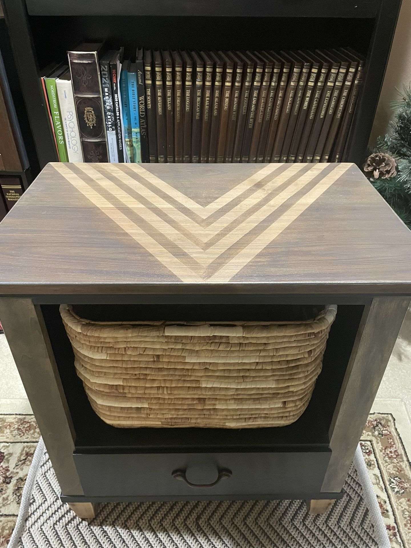  Nightstand