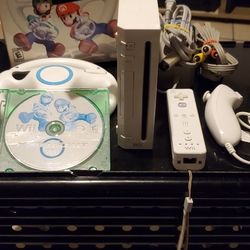Nintendo Wii Complete With Mario Kart 