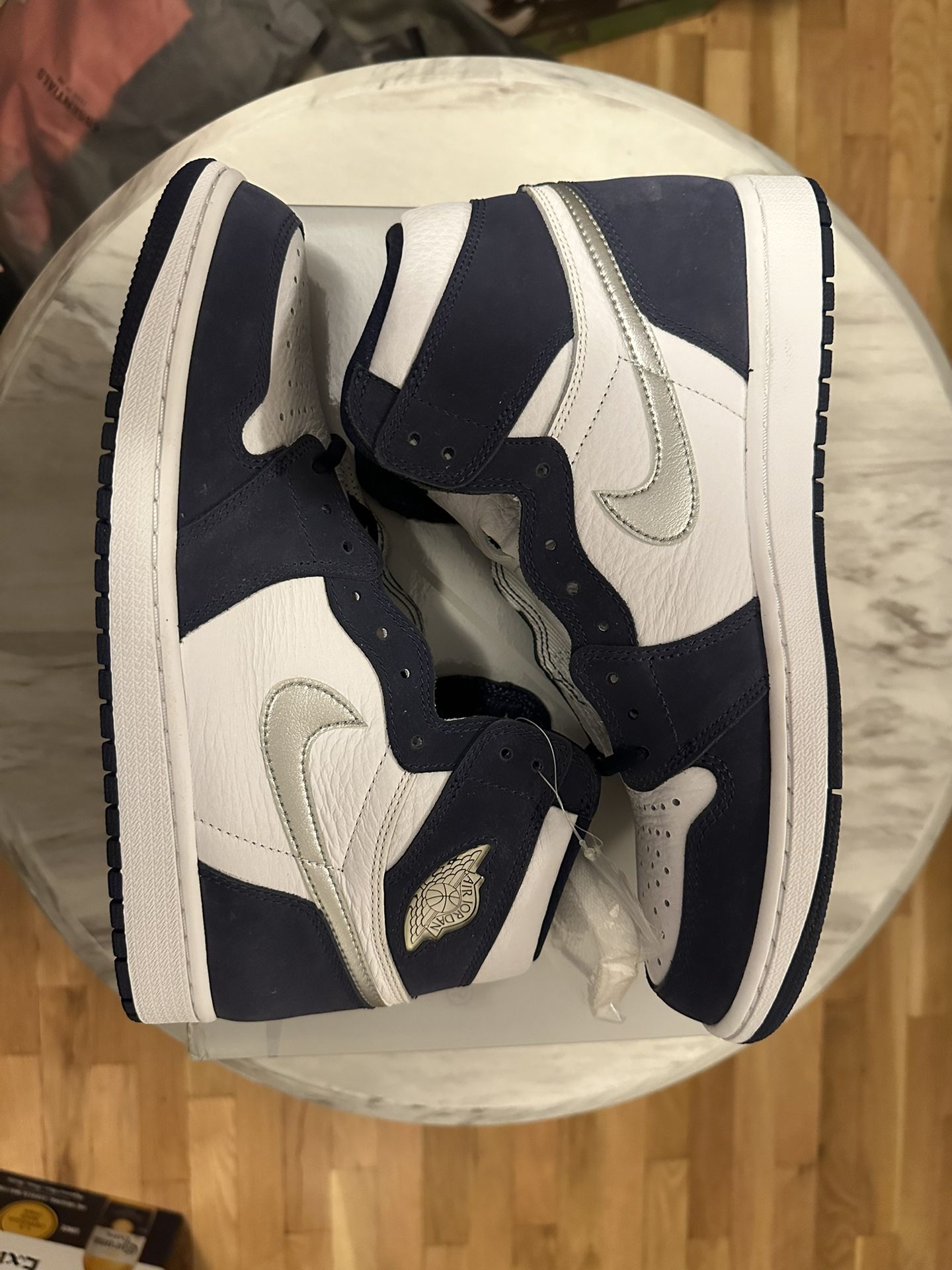 Air Jordan 1 Retro High Midnight Navy https://offerup.com/redirect/?o=Q08uSlA= Size 10.5