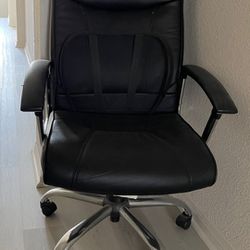 4 Nice Rolling Office Chairs
