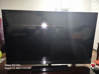 Sony Bravia KDL-46EX523 46 inches for Sale in Spring, TX - OfferUp