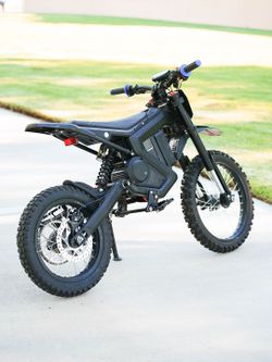 RAWRR Mantis R17 MINI ⚡️LOW MILES ⚡️E-BIKE