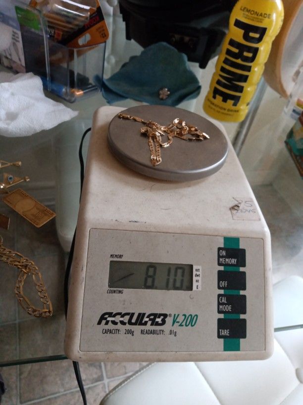 Tri Color Gucci Link 14 Karat Weight 8.1 Grams