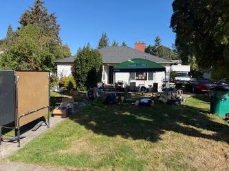 Yard Sale - Going in now!