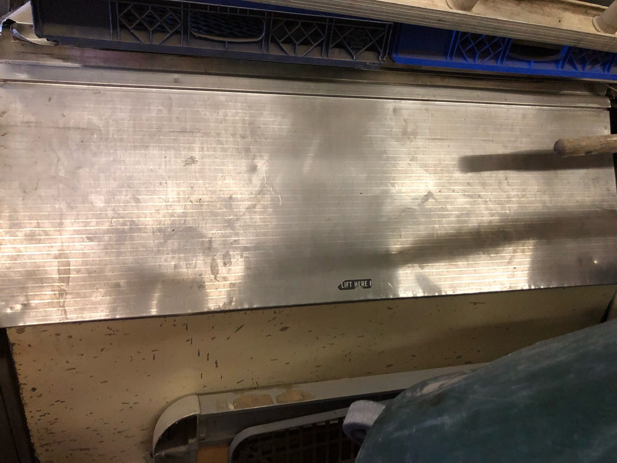 Commercial ice machine with bin