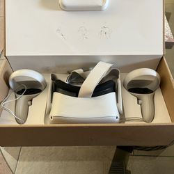 Oculus Quest 2 VR Headset 64gb With Controllers -and Charger 
