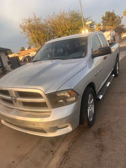 Dodge Ram 1500 Crew Cab Pickup Truck
