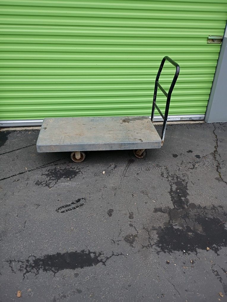 Heavy duty platform bed