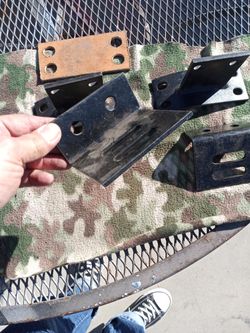 Peterbuilt 359/379 Exhaust To Cab Mounts New 