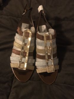 Brand new AJ valenci Heal sandals