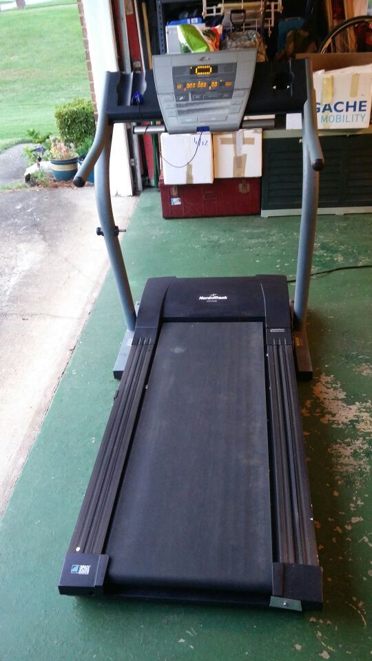 NordicTrack EXP3000 incline folding Treadmill. Can deliver.