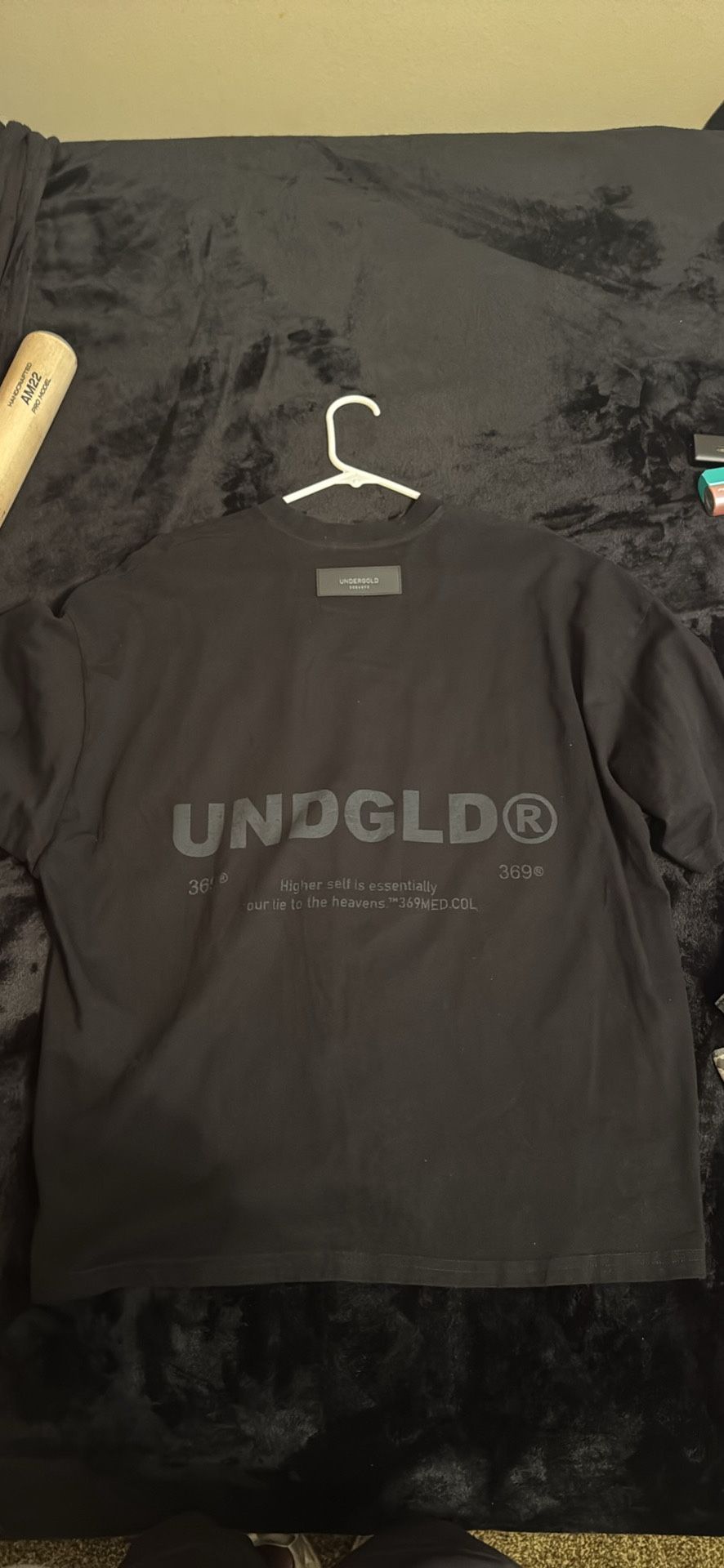 Ungld Mens Tshirt Size Medium