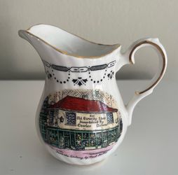 Charles Dickens Creamer