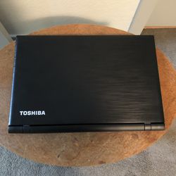 Toshiba Satellite c55-c5390 Laptop