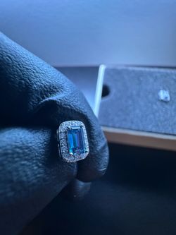 NEW- 925 SOLID sterling silver with VVS blue sapphire