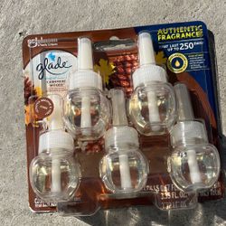 5 Pack Glade Cashmere Woods 