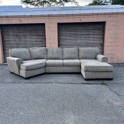 (Delivery Included!) Ashley Gray 3p Sectional