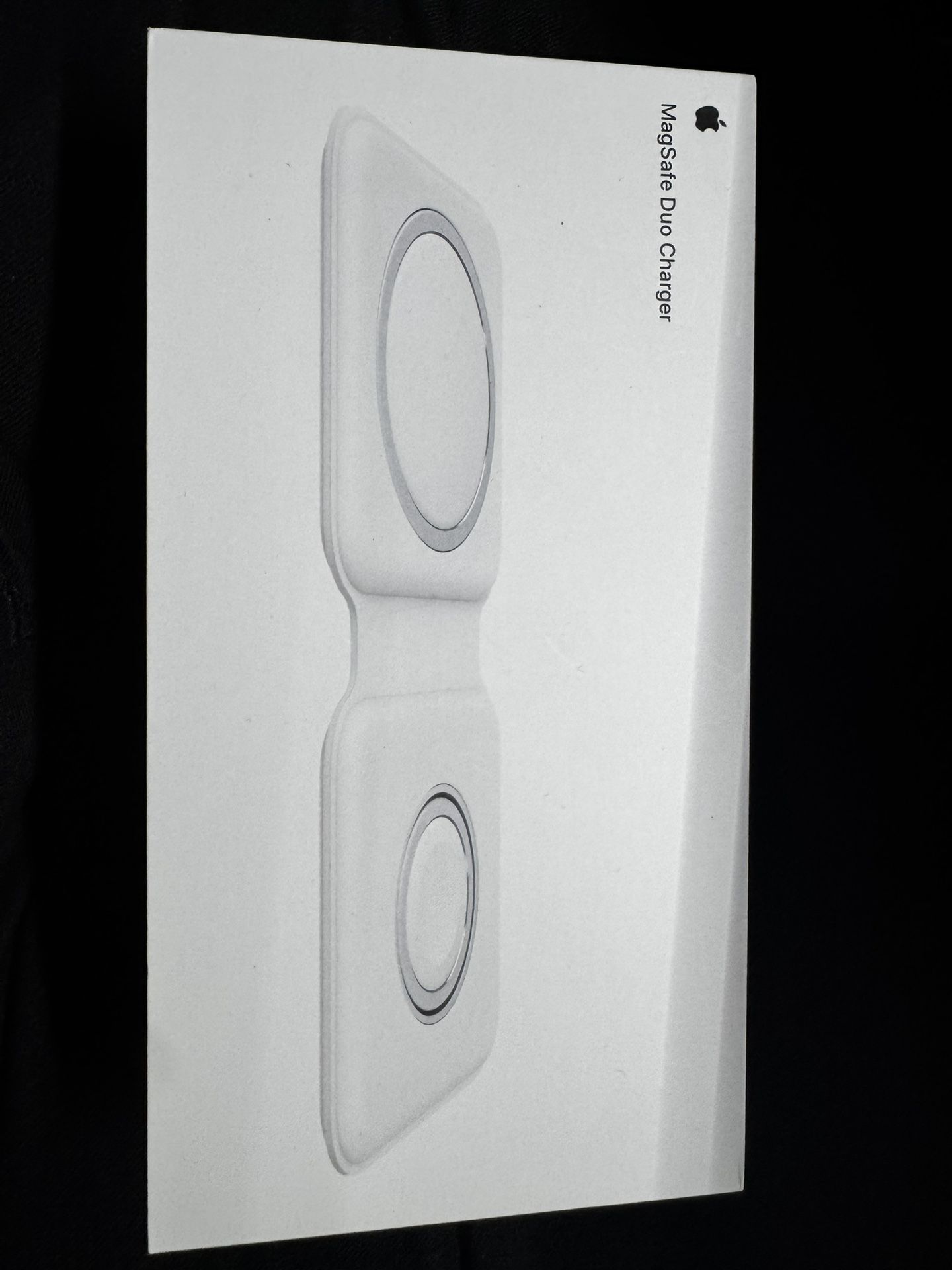 MagSafe Due Apple Charger